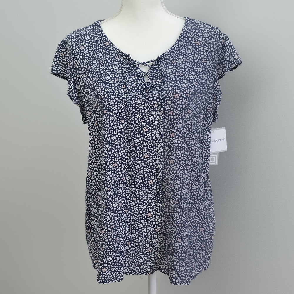 Liz Claiborne | Navy Floral Lace-Up Flutter Sleeve Top